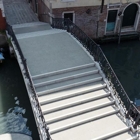 Amazing Modern Design Home, Campo Dei Mori. Wifi Venice Luaran gambar