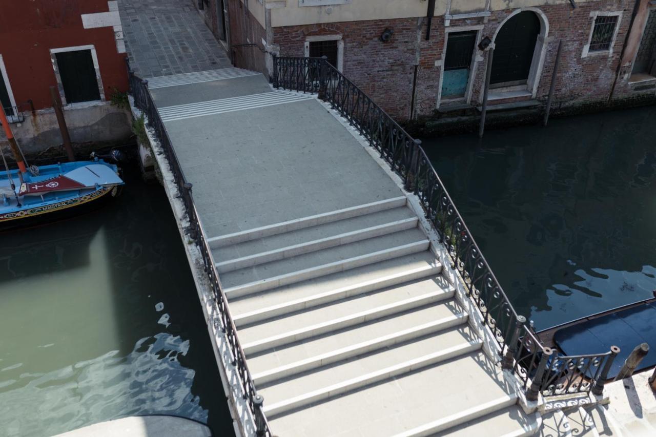 Amazing Modern Design Home, Campo Dei Mori. Wifi Venice Luaran gambar