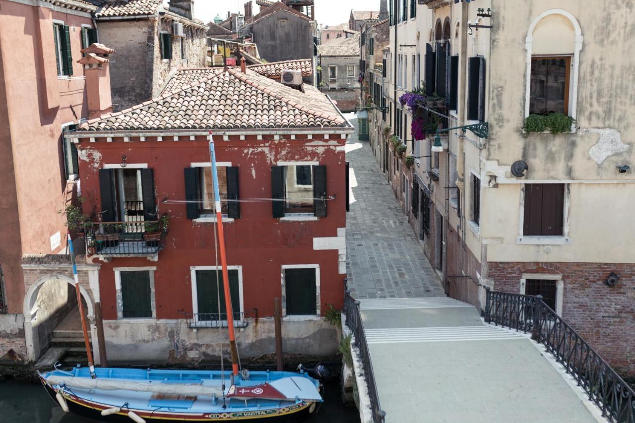 Amazing Modern Design Home, Campo Dei Mori. Wifi Venice Luaran gambar